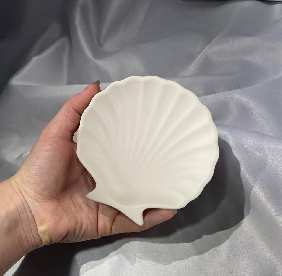 Ham Beyaz Alçı Deniz Kabuğu Formlu Dekoratif Takı Tabağı
